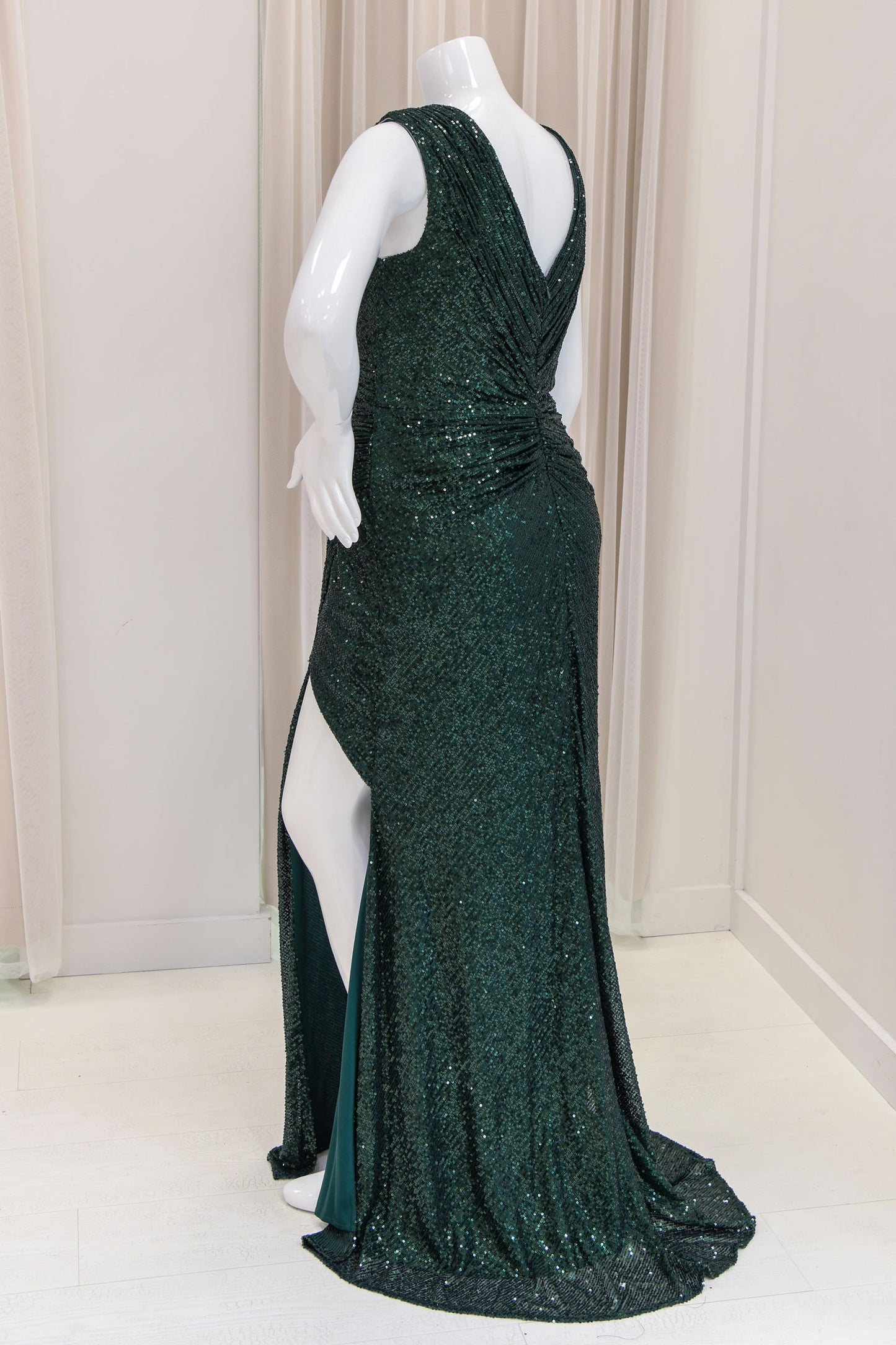 Janice Sequin Evening Dress in Green