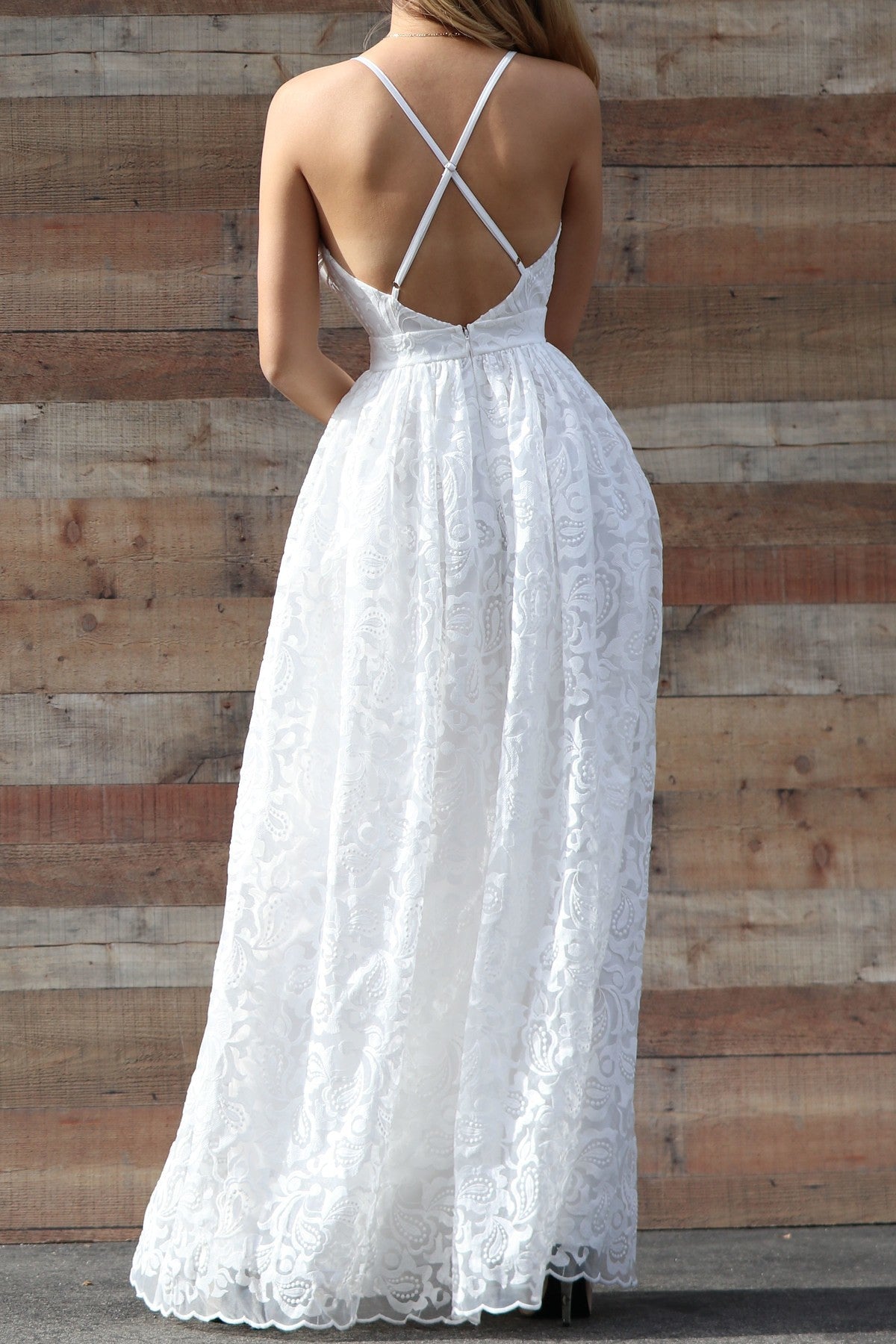 Saniyah Lace Evening Gown in White