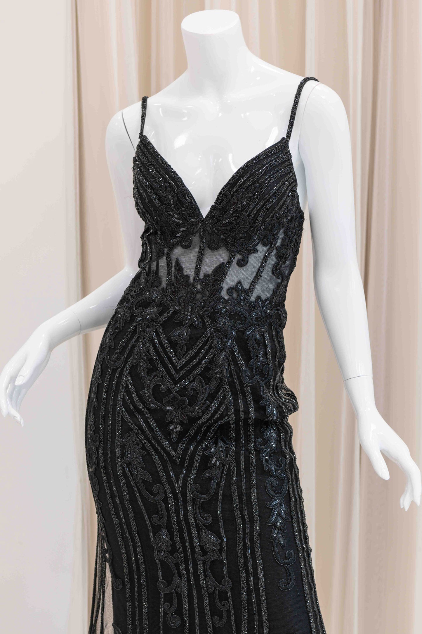 Daiya Spaghetti Strap Evening Gown in Black