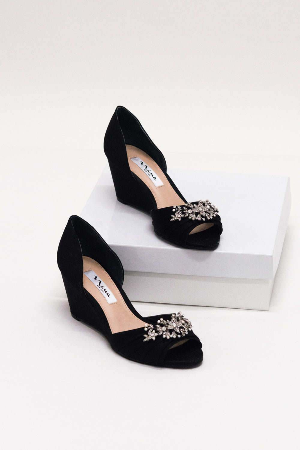 Emma Crystal Brooch Shoe in Black