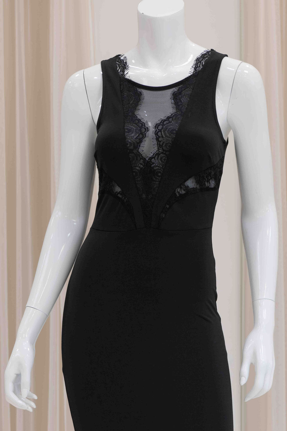 Yuliana Evening Gown in Black